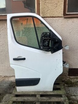 právě dveře Renault Master