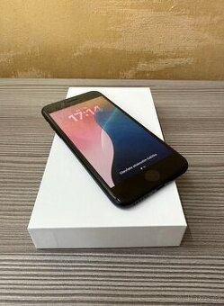 Apple iPhone SE 2022 128GB black, Top stav