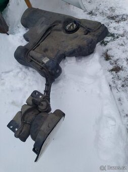 golf iv combi palivová nádrž