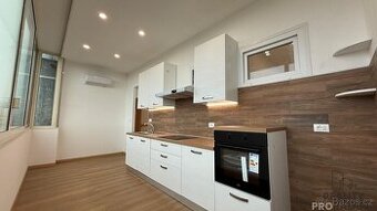 Byt 3+KK, 55 m², Via Lago di Bomba, Montesilvano