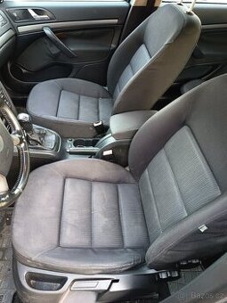 Prodám komplet sedačky a polstrování na škoda Octavia 2