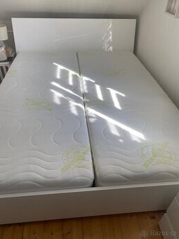 Postel 160x200 včetně matrací