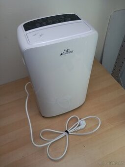 Odvlhčovač Madeira Notos 10 10l/24h