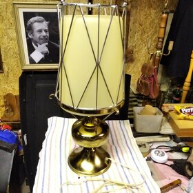 stare lampy stolni nastenna zavesna