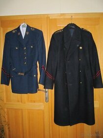 Vojenská uniforma stejnokroj hradní stráže.