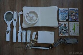 Legendární Nintendo Wii včetně boháteho příslušenství a her
