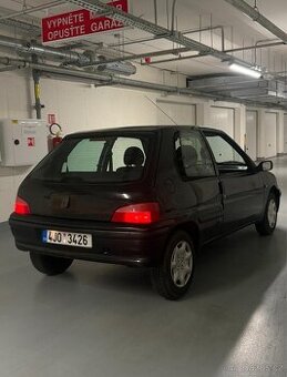 Peugeot 106 1,1 Benzín