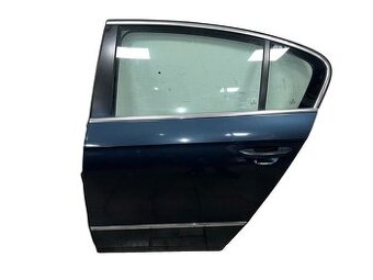 Levé zadní dveře modrá satin LC5F VW Passat B6 sedan 2007