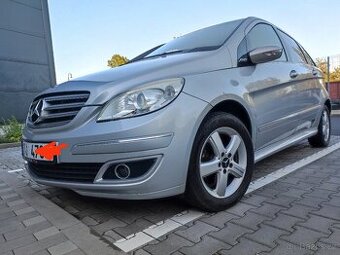 Mercedes b200 diesel top stav svižně auto