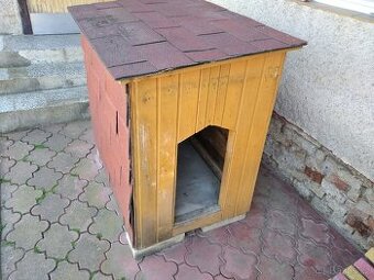 Zateplená psí bouda