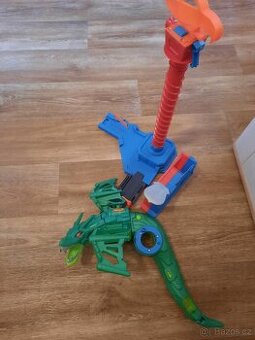 Hot Wheels Dračí útok že vzduchu