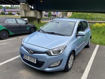 Hyundai i20 1.2 57 kw - vysoký nájezd
