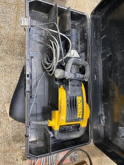 Dewalt kladivo