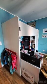 Prodám palandu SMASTAD v černo bílé + skříně ve stejné barvě