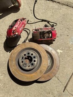 4píst brzdy Brembo Seat Leon Cupra