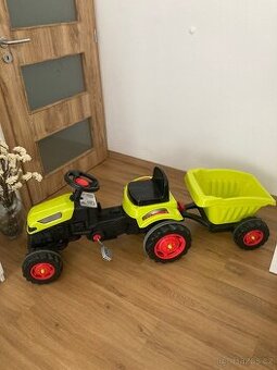 Slapaci traktor s privesem - 1