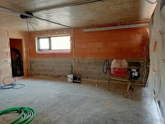 Řemeslné a stavební práce