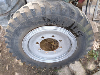 Kola, náboje, pístnice