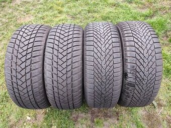 Zimní pneu 215/55/17