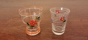 Skleněný malovaný džbán, karafy a skleničky