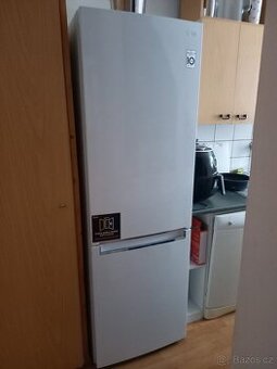 Kombinovaná lednice s mrazákem LG