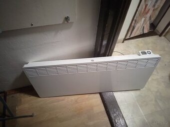 Konvektor Stiebel Eltron CWM 3000 U - K opravě