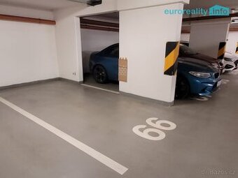 Pronájem, garážové stání, Praha 10, ul. Názovská