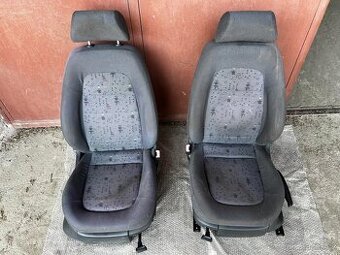Sedačky Fabia I