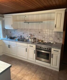 Krásná venkovská 2dílná kuchyně se spotřebiči,5798