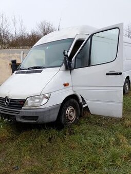 Dodávka Mercedes- Benz Sprinter