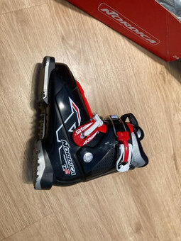 Nové, nepoužité dětské lyžáky Nordica Firearrow Team,