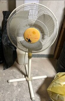 Stojanový ventilátor