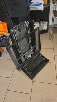 Invacar 3005 elektricka platforma pro vysuvne otocne sedadlo