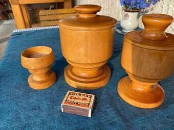 Sada celodřevěných dóz