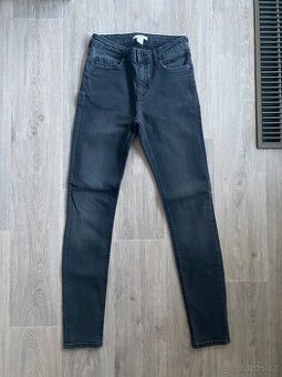 Tmavě šedé džíny skinny H&M vel. 36