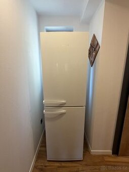 Lednice s Mrazákem Snaige RF35SM