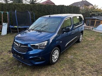 Opel Combo Life Maxi 1.2i r.v2021 Nové v ČR 7míst