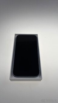 Prodám iPhone 14 128GB - prasklá záda, jinak 100% stav