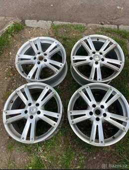 ALU kola Škoda a na Vw 5x112 18 Zn.Fundamental rovné pěkné -