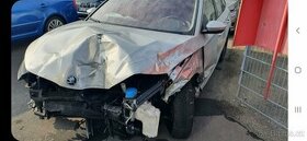 Škoda Octavia 4 koupím díly na opravu vozu