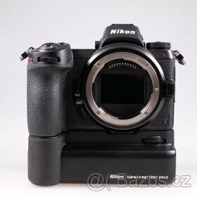 Nikon z7+ grip+ xqd 32 gb