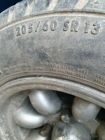 Koupim pneu 205 60 R13