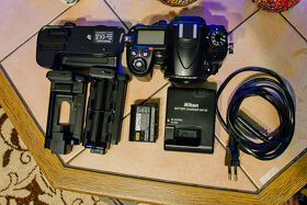 Nikon D7000 telo