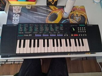 varhany yamaha PSS 31