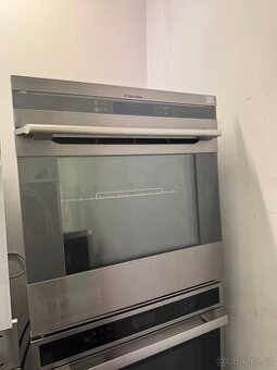 Electrolux EOC68200X Pouzita
