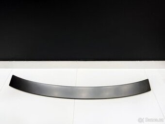 Mercedes W204 sedan spoiler na zadní okno
