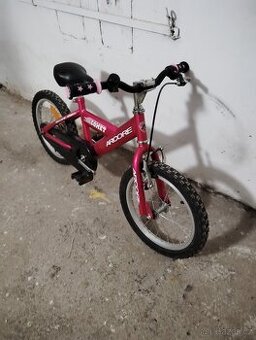 Vodící tyč