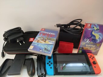 Prodám Nintendo Switch, 2 hry a puzdro