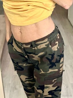 Maskáčové baggy-cargo kalhoty vel.M/38