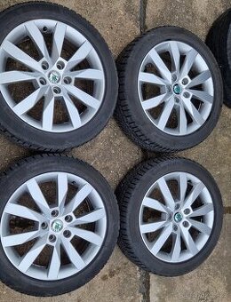 Alu kola 5x112 Škoda R17 pneu 205/50R17 continental zimní